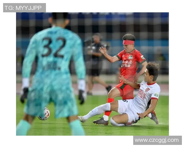 成都足球队防守表现分析与改进建议探讨